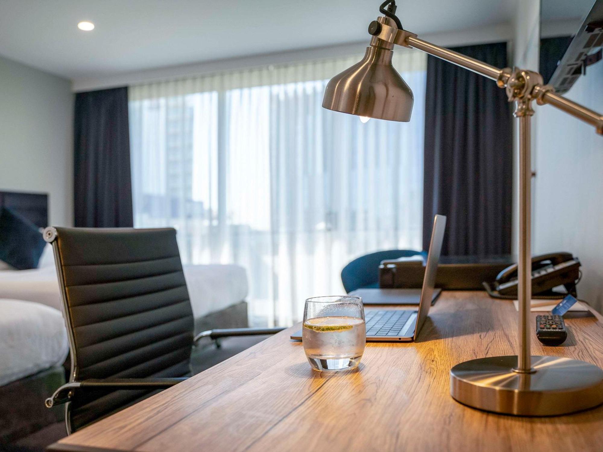 Adelaide Rockford Hotel Екстериор снимка