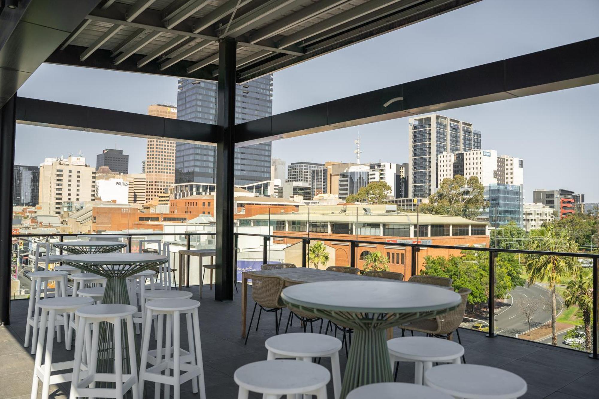 Adelaide Rockford Hotel Екстериор снимка